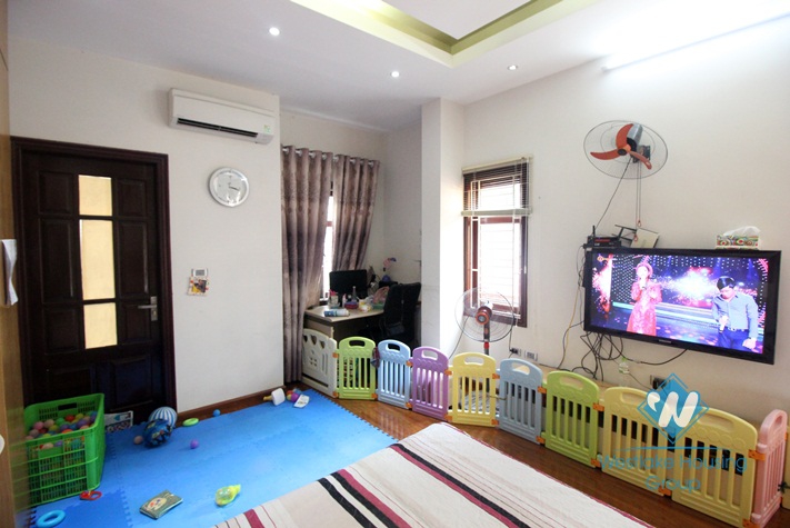 6 floor house for rent in Trung Kinh, Ha Noi